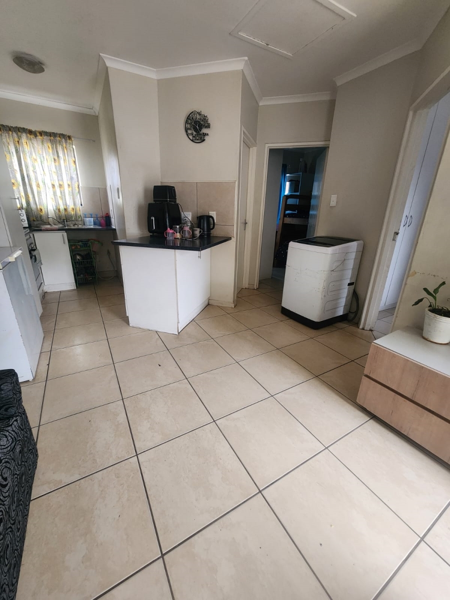 To Let 2 Bedroom Property for Rent in Stellendale Western Cape
